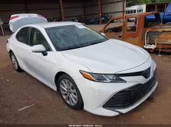 4T1B11HK2JU140610 2018 TOYOTA CAMRY