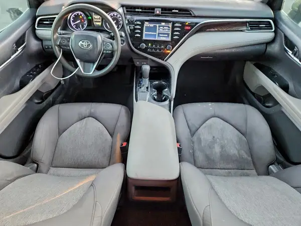 4T1B11HK2JU145385 2018 TOYOTA CAMRY - Image 8