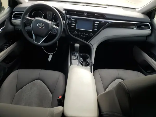4T1B11HK2JU149324 2018 TOYOTA CAMRY - Image 8