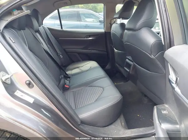 4T1B11HK2JU151414 2018 TOYOTA CAMRY - Image 8