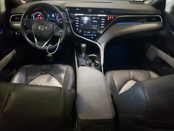 4T1B11HK2JU153289 2018 TOYOTA CAMRY - Image 8