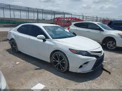 4T1B11HK2JU153583 2018 TOYOTA CAMRY