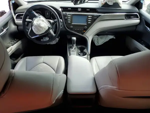 4T1B11HK2JU157892 2018 TOYOTA CAMRY - Image 8