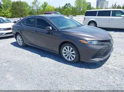 4T1B11HK2JU507893 2018 TOYOTA CAMRY