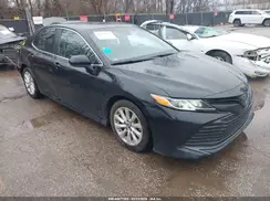 4T1B11HK2JU516965 2018 TOYOTA CAMRY