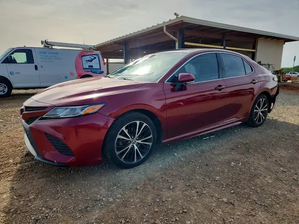 4T1B11HK2JU517713 2018 TOYOTA CAMRY - Image 1