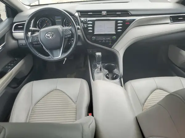 4T1B11HK2JU519140 2018 TOYOTA CAMRY - Image 8