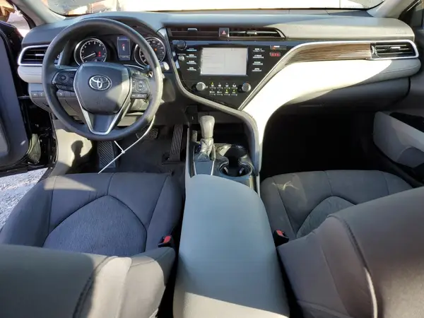 4T1B11HK2JU519784 2018 TOYOTA CAMRY - Image 8