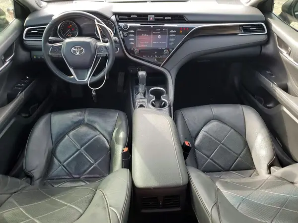 4T1B11HK2JU520465 2018 TOYOTA CAMRY - Image 8
