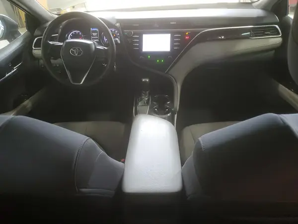 4T1B11HK2JU523477 2018 TOYOTA CAMRY - Image 8