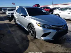 4T1B11HK2JU524239 2018 TOYOTA CAMRY