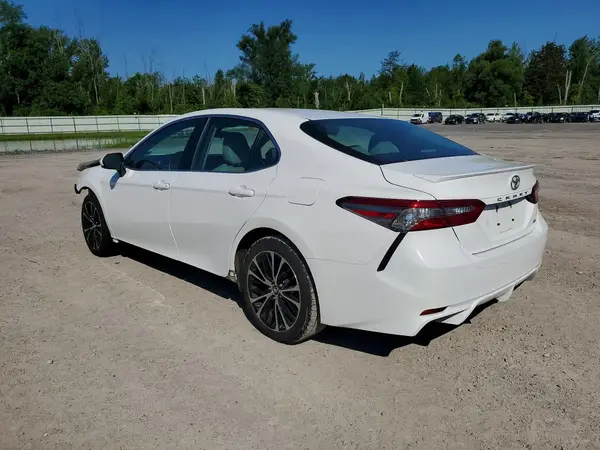 4T1B11HK2JU527125 2018 TOYOTA CAMRY - Image 2