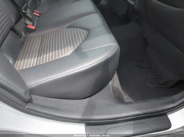 4T1B11HK2JU533636 2018 TOYOTA CAMRY - Image 8