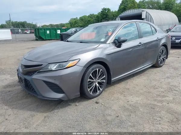 4T1B11HK2JU535063 2018 TOYOTA CAMRY - Image 2