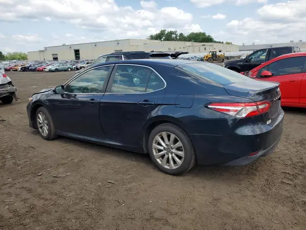 4T1B11HK2JU535578 2018 TOYOTA CAMRY - Image 2