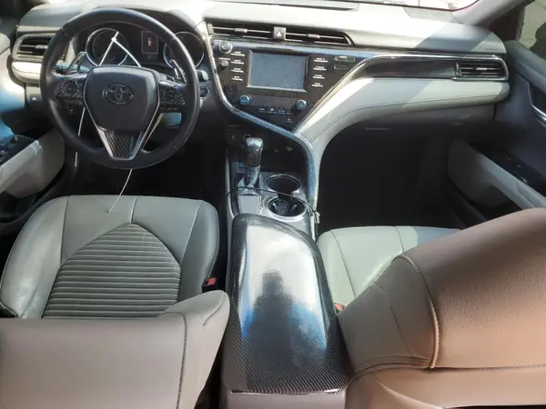 4T1B11HK2JU537105 2018 TOYOTA CAMRY - Image 8