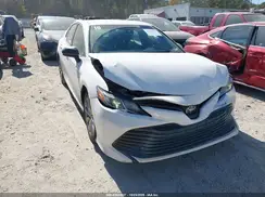 4T1B11HK2JU537329 2018 TOYOTA CAMRY