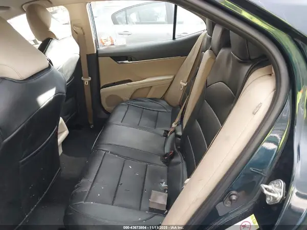 4T1B11HK2JU541140 2018 TOYOTA CAMRY - Image 8