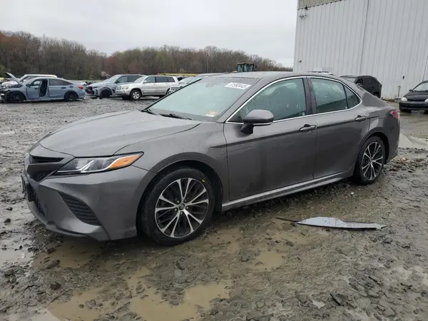 4T1B11HK2JU544474 2018 TOYOTA CAMRY - Image 1