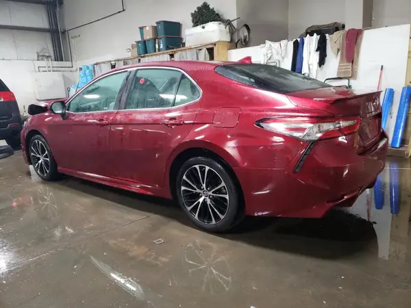 4T1B11HK2JU545334 2018 TOYOTA CAMRY - Image 2