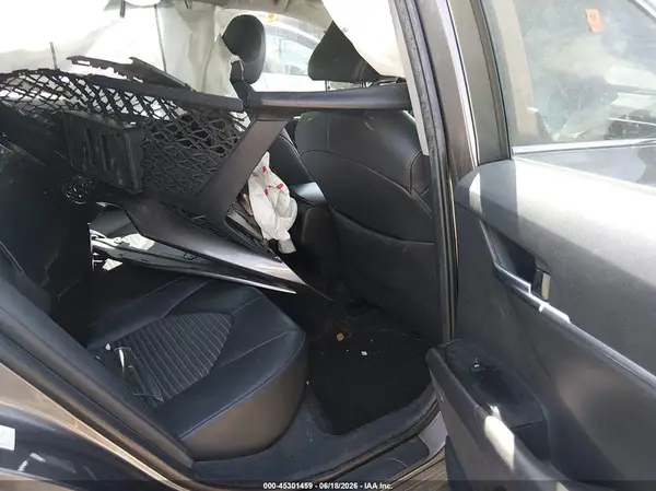 4T1B11HK2JU550033 2018 TOYOTA CAMRY - Image 8