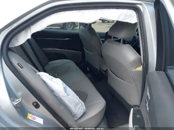 4T1B11HK2JU555376 2018 TOYOTA CAMRY - Image 8