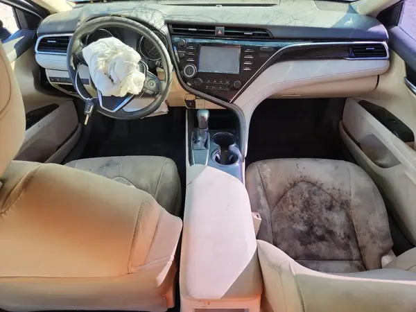 4T1B11HK2JU556799 2018 TOYOTA CAMRY - Image 8