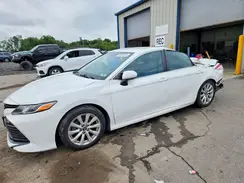 4T1B11HK2JU560142 2018 TOYOTA CAMRY