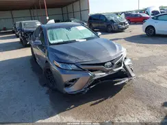 4T1B11HK2JU560383 2018 TOYOTA CAMRY