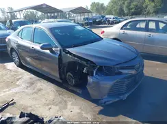 4T1B11HK2JU561386 2018 TOYOTA CAMRY
