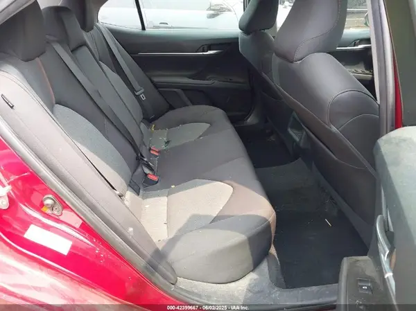 4T1B11HK2JU564885 2018 TOYOTA CAMRY - Image 8