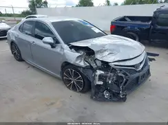 4T1B11HK2JU569293 2018 TOYOTA CAMRY