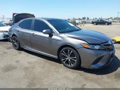 4T1B11HK2JU571366 2018 TOYOTA CAMRY