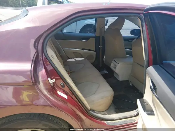 4T1B11HK2JU572985 2018 TOYOTA CAMRY - Image 8