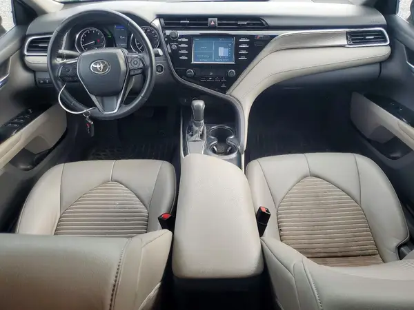 4T1B11HK2JU573490 2018 TOYOTA CAMRY - Image 8