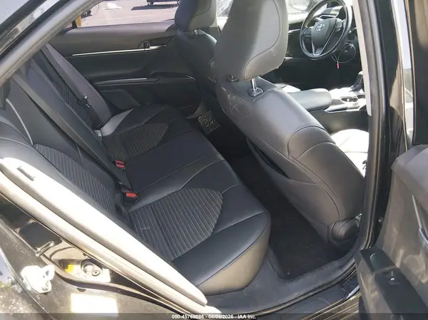 4T1B11HK2JU579032 2018 TOYOTA CAMRY - Image 8