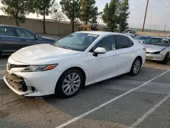 4T1B11HK2JU579273 2018 TOYOTA CAMRY