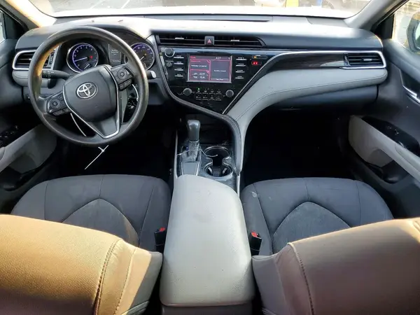 4T1B11HK2JU579273 2018 TOYOTA CAMRY - Image 8