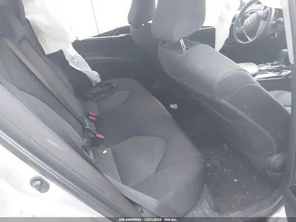 4T1B11HK2JU579659 2018 TOYOTA CAMRY - Image 8