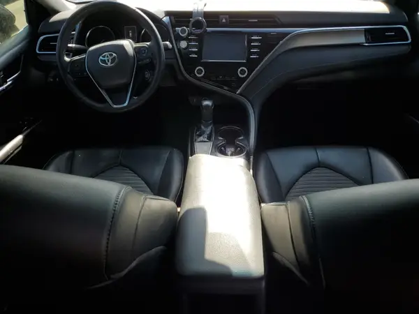 4T1B11HK2JU580990 2018 TOYOTA CAMRY - Image 8