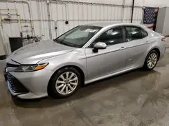 4T1B11HK2JU581878 2018 TOYOTA CAMRY
