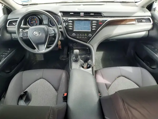 4T1B11HK2JU584733 2018 TOYOTA CAMRY - Image 8