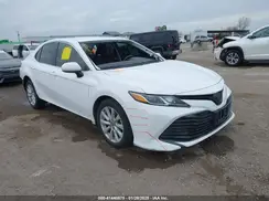 4T1B11HK2JU584859 2018 TOYOTA CAMRY