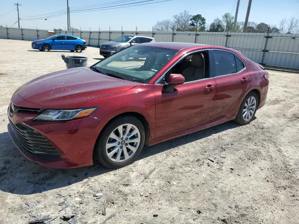 4T1B11HK2JU590452 2018 TOYOTA CAMRY - Image 1