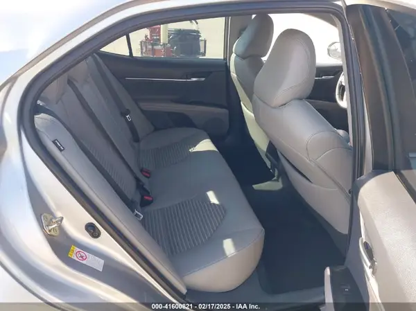4T1B11HK2JU591214 2018 TOYOTA CAMRY - Image 8