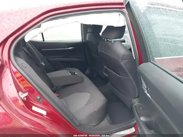 4T1B11HK2JU591682 2018 TOYOTA CAMRY - Image 8
