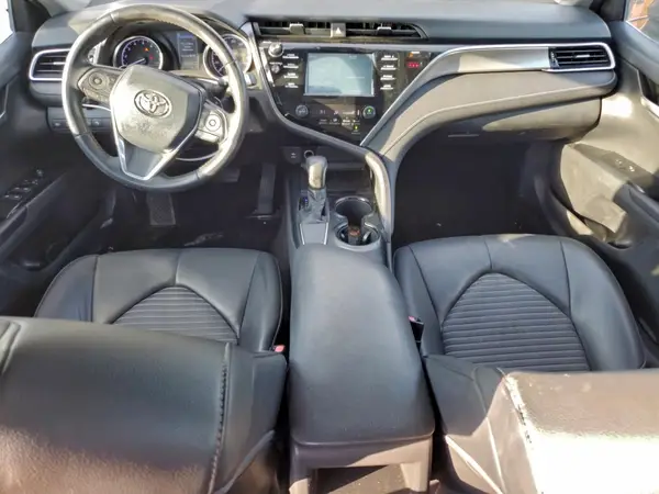 4T1B11HK2JU592945 2018 TOYOTA CAMRY - Image 8
