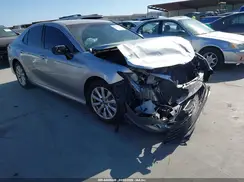 4T1B11HK2JU594162 2018 TOYOTA CAMRY