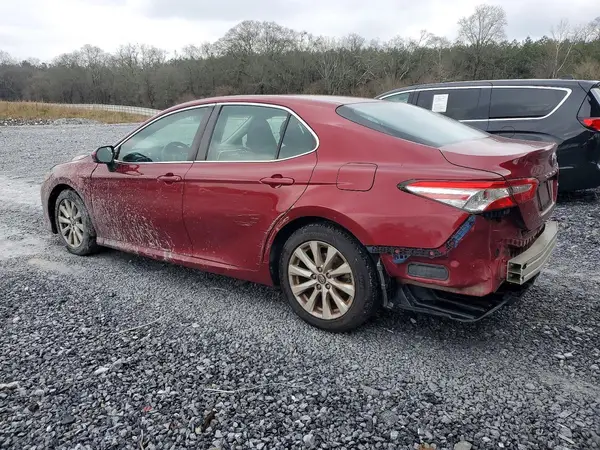 4T1B11HK2JU594503 2018 TOYOTA CAMRY - Image 2
