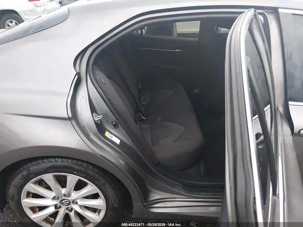 4T1B11HK2JU594985 2018 TOYOTA CAMRY - Image 8